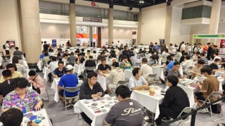 B站谷子墙、Switch2随便玩……我在好博会二次元区逛成“仓鼠囤货狂”