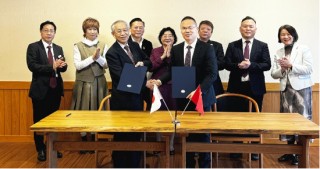 中国东方教育集团与日本好莱坞大学院大学签署战略合作意向书：共绘全球职业教育发展新蓝图