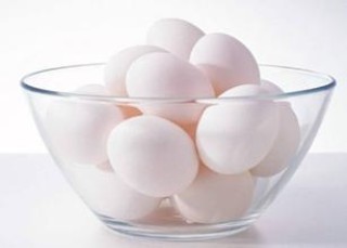 为什么鸡蛋价格会出现下跌？这种下跌趋势如何进行预测和控制？