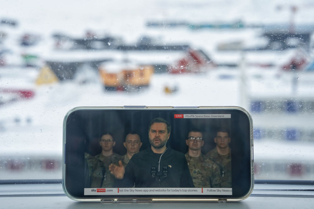 不装了!万斯登格陵兰岛鼓吹“脱丹入美” 第1张 不装了!万斯登格陵兰岛鼓吹“脱丹入美” 第1张