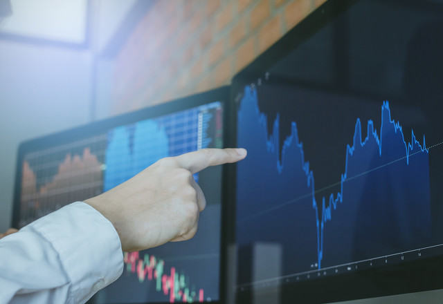 股票锁仓的策略适用于哪些情况?这种策略在实际操作中有哪些注意事项? 第1张 股票锁仓的策略适用于哪些情况?这种策略在实际操作中有哪些注意事项? 第1张