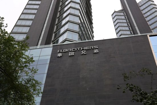 “华谊千金”低调被求婚背后,王家股权暗战已箭在弦上! 第11张 “华谊千金”低调被求婚背后,王家股权暗战已箭在弦上! 第11张