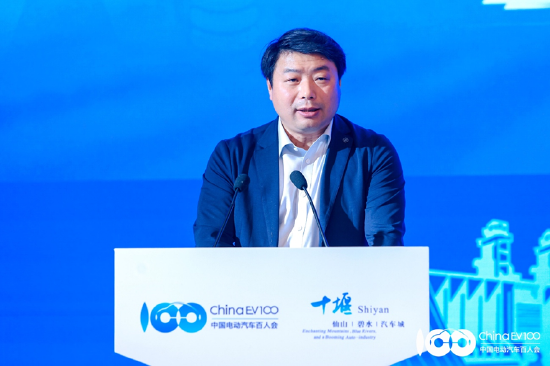 中国汽车流通协会钟渭平:专用车供应链平台发布,打通金融、租赁、拍卖等环节 第1张 中国汽车流通协会钟渭平:专用车供应链平台发布,打通金融、租赁、拍卖等环节 第1张