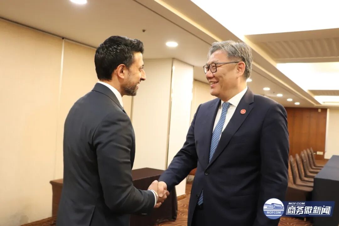 王文涛部长会见加拿大国贸部长西杜  第1张