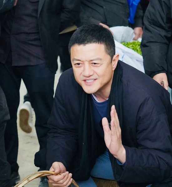 李亚鹏宣布暂停直播  第1张