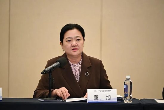 农行中层人事调整 农银金租总裁卸任  第1张